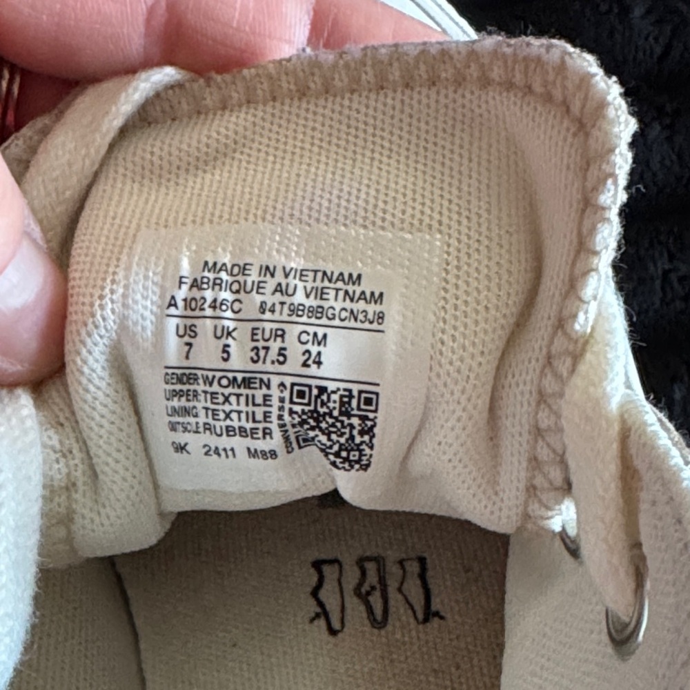 Elegant Cream Lace Women's Sneakers - Picture 6 of 6